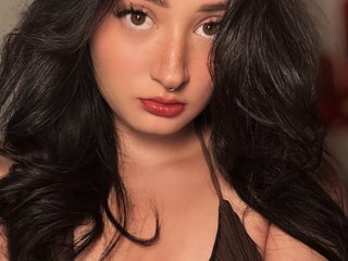 MaddyMartinez's Webcam Preview